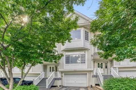 8893 Brunell Way Inver Grove Heights MN 55076