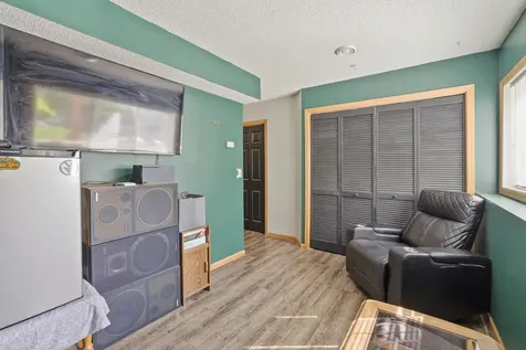 8893 Brunell Way Inver Grove Heights MN 55076