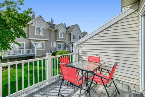 8893 Brunell Way Inver Grove Heights MN 55076