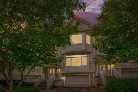 8893 Brunell Way Inver Grove Heights MN 55076