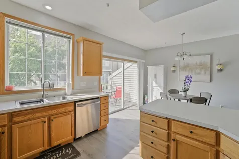8893 Brunell Way Inver Grove Heights MN 55076