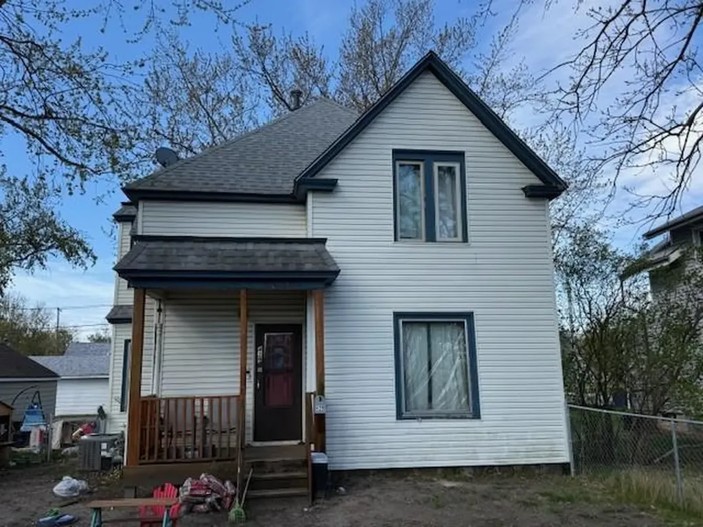 429 5th Avenue NE Saint Cloud MN 56304