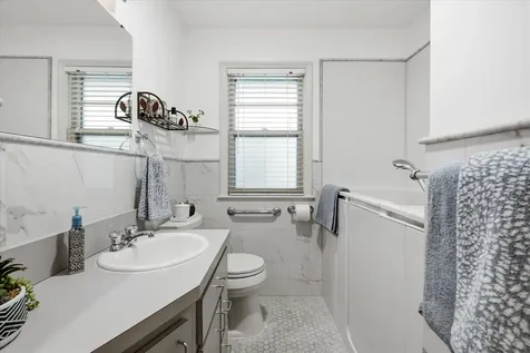 1305 E 52nd Street Minneapolis MN 55417