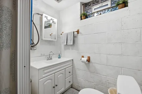 1305 E 52nd Street Minneapolis MN 55417