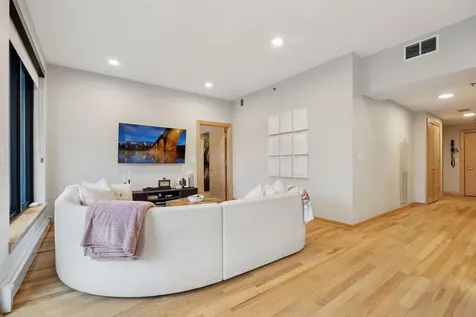 740 Portland Avenue Minneapolis MN 55415