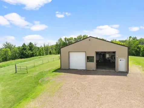 2490 Deer Drive Stanchfield MN 55080