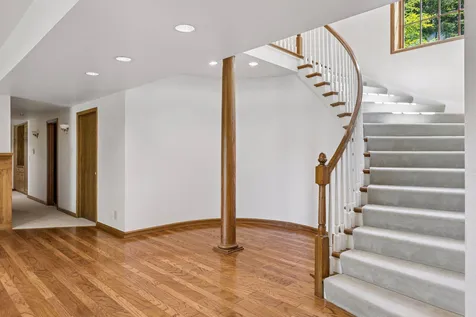 7 Mallard Lane North Oaks MN 55127