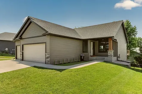 3402 Ridgeline Drive SE Rochester MN 55904