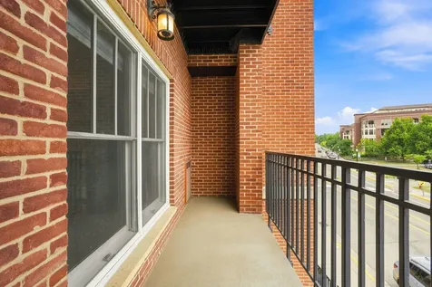 350 Main Street N Stillwater MN 55082