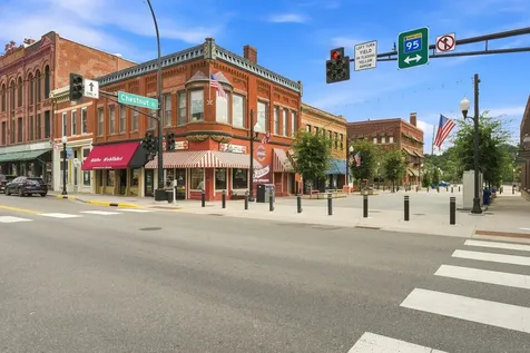 350 Main Street N Stillwater MN 55082