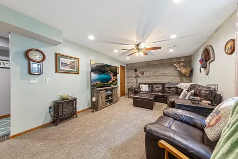 2114 York Street Saint Peter MN 56082