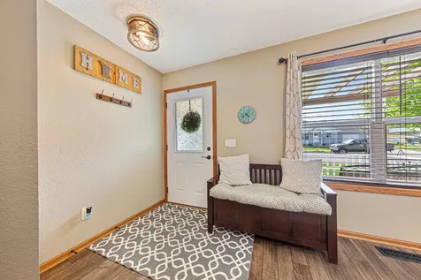 2114 York Street Saint Peter MN 56082