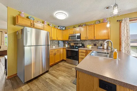 2114 York Street Saint Peter MN 56082