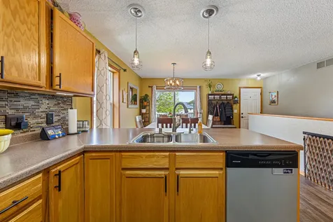 2114 York Street Saint Peter MN 56082