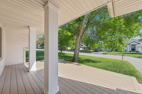 20704 Jaguar Avenue Lakeville MN 55044