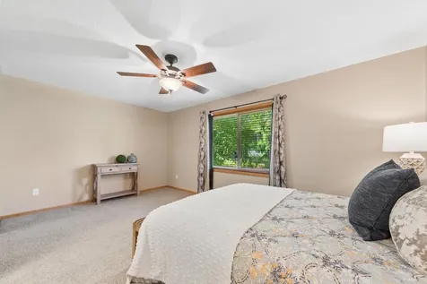 20704 Jaguar Avenue Lakeville MN 55044