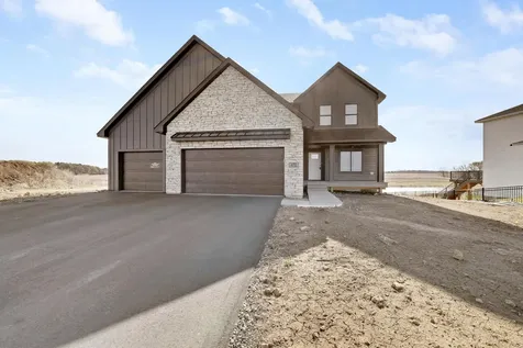 470 Sea Wing Boulevard Prescott WI 54021