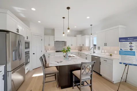 470 Sea Wing Boulevard Prescott WI 54021