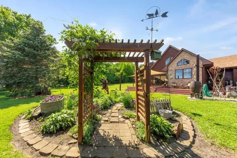 13304 Sakatah Lake Road Waterville MN 56096
