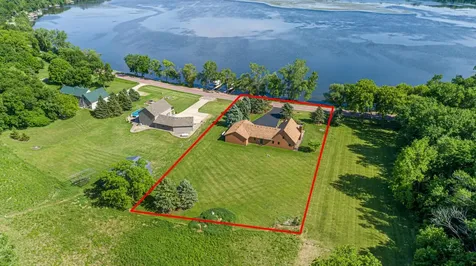 13304 Sakatah Lake Road Waterville MN 56096