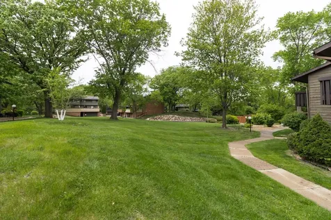 1217 Brighton Square New Brighton MN 55112