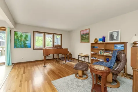 1217 Brighton Square New Brighton MN 55112