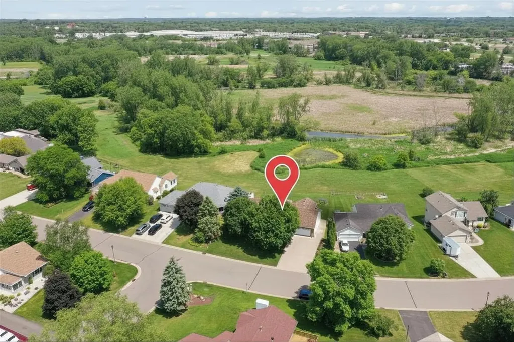 5461 Golfview Avenue N Oakdale MN 55128