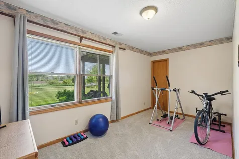 5461 Golfview Avenue N Oakdale MN 55128