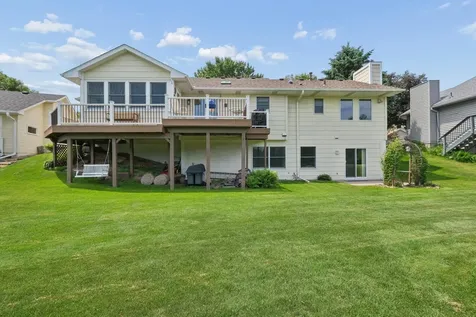 5461 Golfview Avenue N Oakdale MN 55128