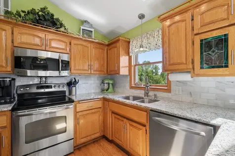 5461 Golfview Avenue N Oakdale MN 55128