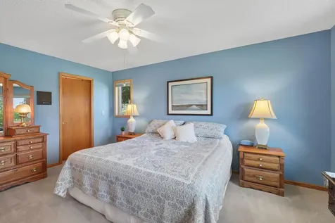 5461 Golfview Avenue N Oakdale MN 55128