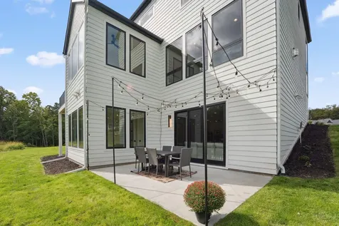 705 Ensconced Way Chaska MN 55318