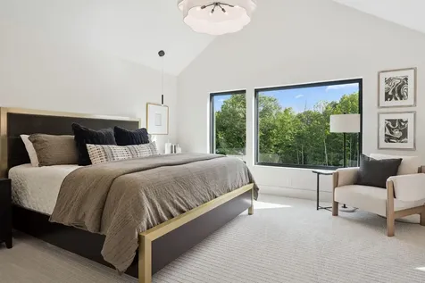 705 Ensconced Way Chaska MN 55318