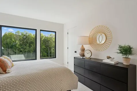 705 Ensconced Way Chaska MN 55318
