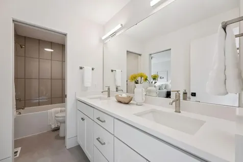 705 Ensconced Way Chaska MN 55318