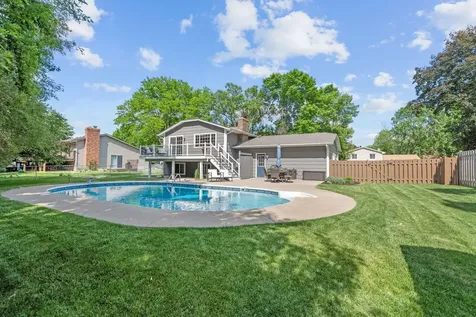 9931 Ives Lane N Maple Grove MN 55369