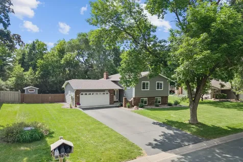 9931 Ives Lane N Maple Grove MN 55369