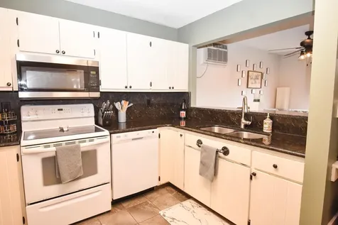 1806 23rd Avenue S Fargo ND 58103