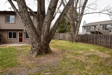 1806 23rd Avenue S Fargo ND 58103
