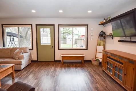 1806 23rd Avenue S Fargo ND 58103