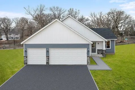 13 Kodiak Court North Mankato MN 56003