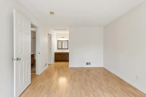 9521 Hartford Circle Eden Prairie MN 55347