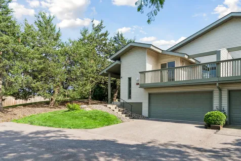 9521 Hartford Circle Eden Prairie MN 55347