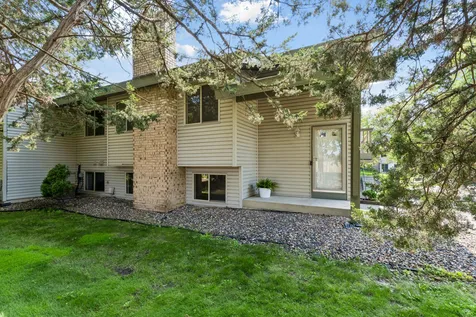 9521 Hartford Circle Eden Prairie MN 55347