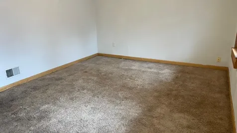 885 Sims Avenue Saint Paul MN 55106