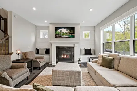 107 Maple Terrace Waconia MN 55387