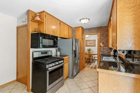 1953 Lakeaires Boulevard White Bear Lake MN 55110