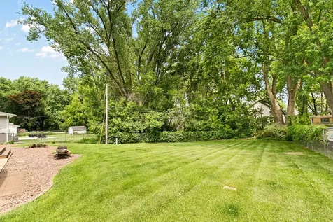 1953 Lakeaires Boulevard White Bear Lake MN 55110