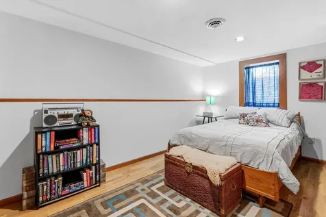 1953 Lakeaires Boulevard White Bear Lake MN 55110
