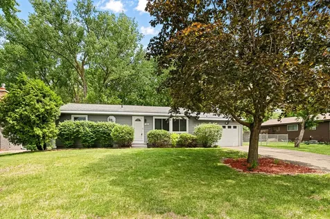 1953 Lakeaires Boulevard White Bear Lake MN 55110
